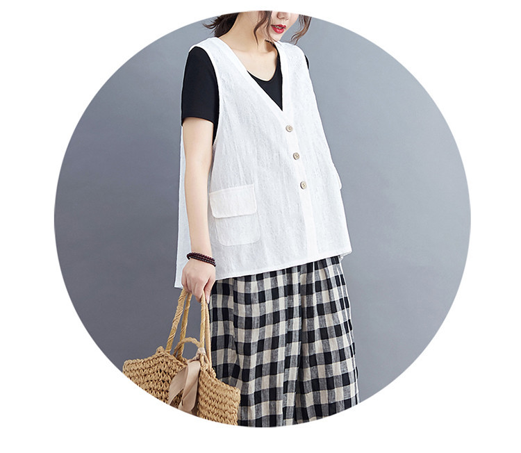 Novi model ženskog prsluka sa špic izrezom