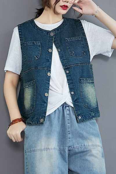 Šiuolaikinė moteriška džinsinė liemenė mėlynos ir juodos spalvos