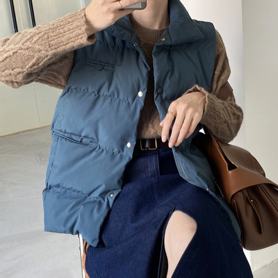 Naiste talvevest nööpidega