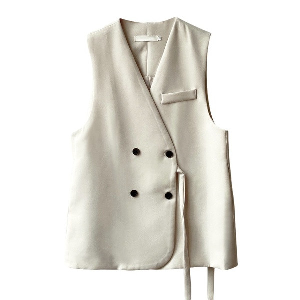 Naiste tekstiilist vest nööpide ja vööga