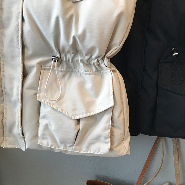 Vesta de dama cu guler inalt si cravate