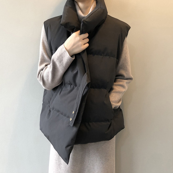 Sportlik-vabaaja naiste vesti asümmeetriline mudel