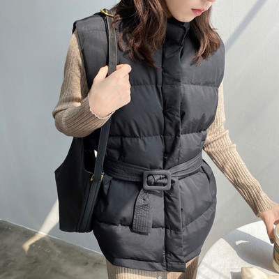 Naiste vest vöö ja kõrge kraega