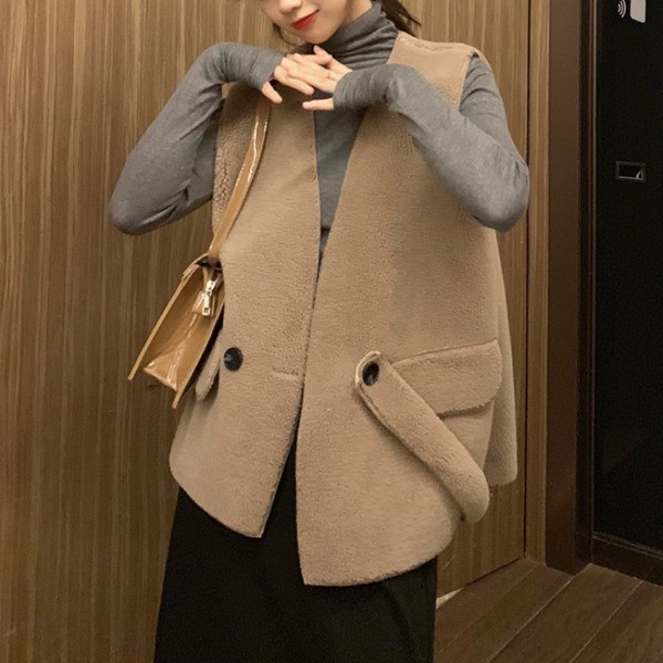 Pehme naiste vesti lai V-kaelusega mudel