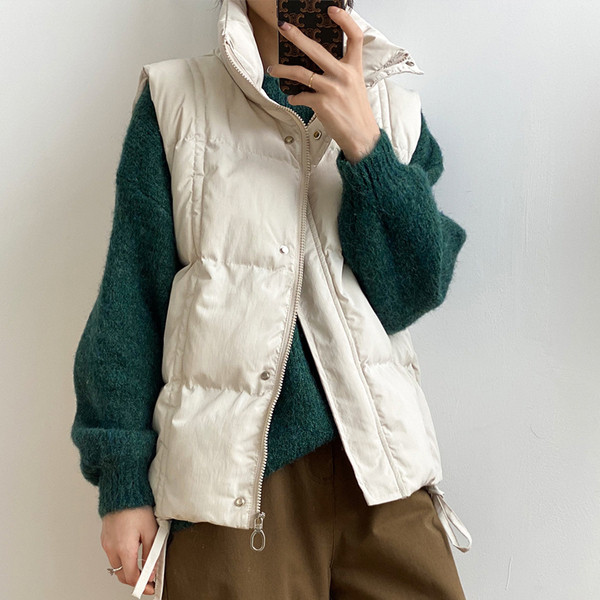 Igapäevane naiste vest koos kokkutõmmatud osadega