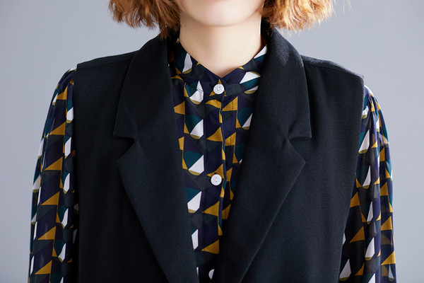 Uus mudel naiste pikk vest, must