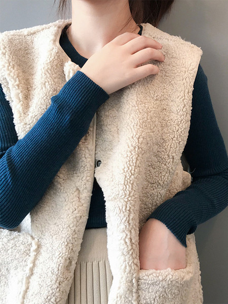 Naiste sulevest nööpide ja taskuga