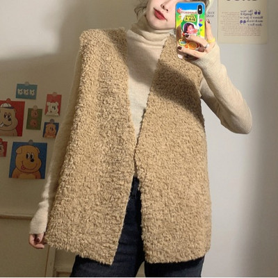 Ženski široki model prsluka s V izrezom