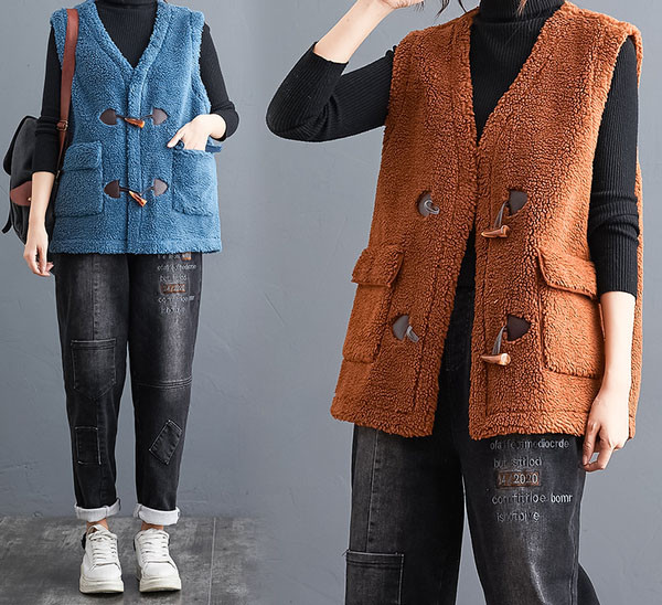 Taskute ja spitsikaelusega naiste talvesulevest