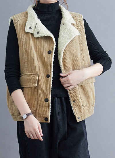 Γυναικείο γιλέκο με τσέπες και κουμπιά