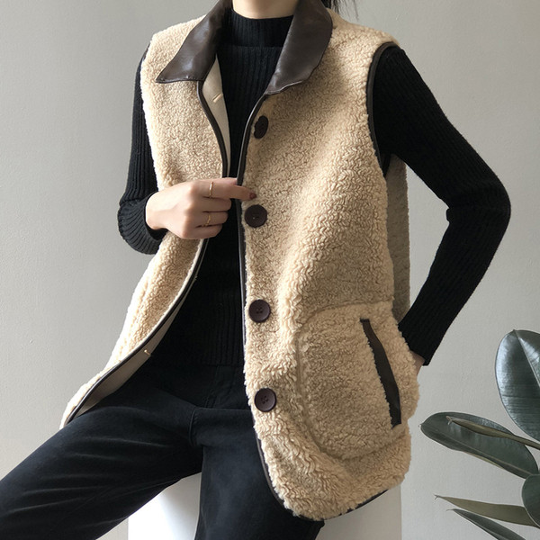 Γιλέκο με κουμπιά και τσέπες