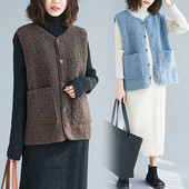 Uus mudel taskute ja spitsikaelusega naistevest