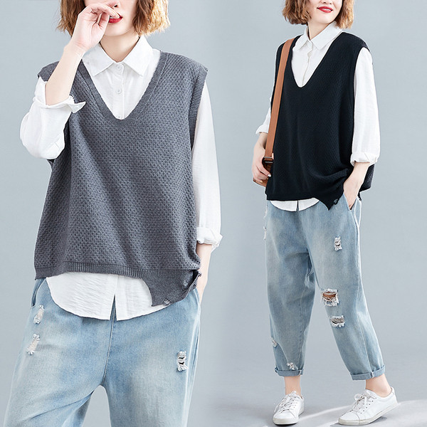 Vesta de dama tricotata model nou cu decolteu adanc - model lat