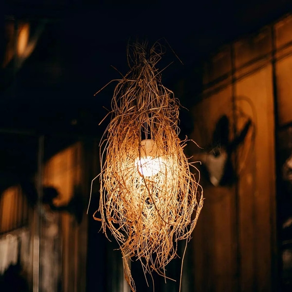 Интелигентна LED крушка с променящи се цветове 7.5 W с Wi-Fi