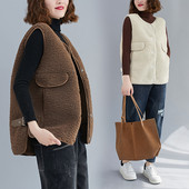 Naujo modelio moteriška pūkinė liemenė su sagtimis ir sagomis