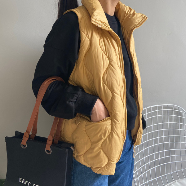 Μοντέλο γυναικείο γιλέκο χειμερινό