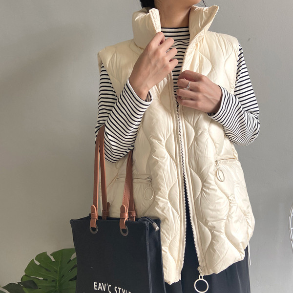 Μοντέλο γυναικείο γιλέκο χειμερινό