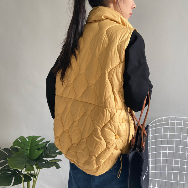 Μοντέλο γυναικείο γιλέκο χειμερινό