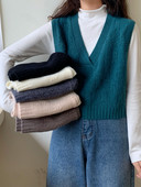 Lühike kootud naiste vest V-kaelusega