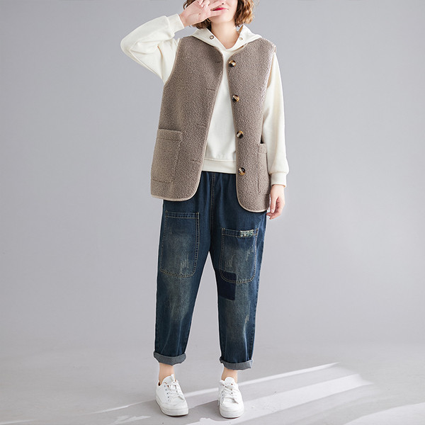 Naiste talvine sulevest nööpide ja taskutega