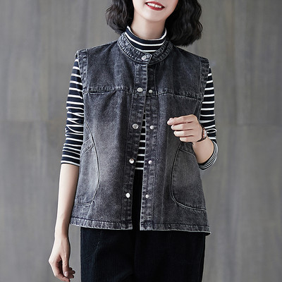 Naiste vabaaja teksavest madala kraega