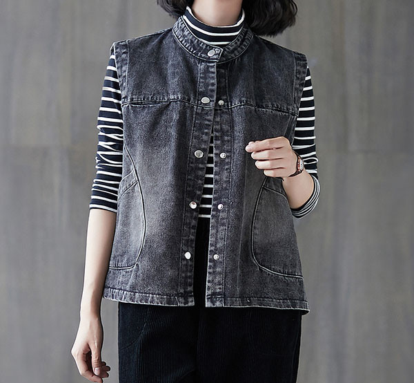 Naiste vabaaja teksavest madala kraega