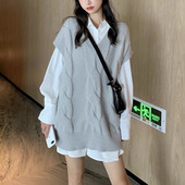 Pikk kootud naiste vest V-kaelusega