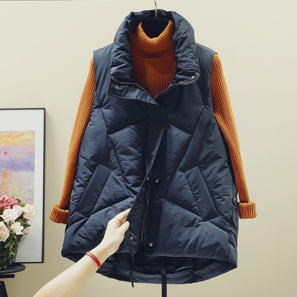 Σύγχρονο γυναικείο γιλέκο ασύμμετρο μοντέλο