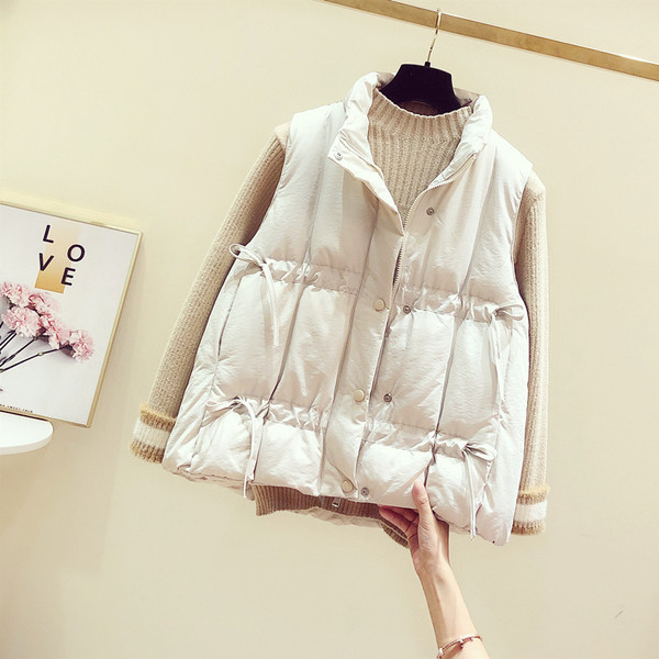 Asümmeetriline naiste vest polo kraega - lai mudel