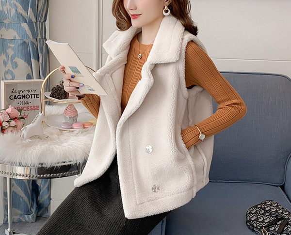 Talvine V-kaelusega sulevest