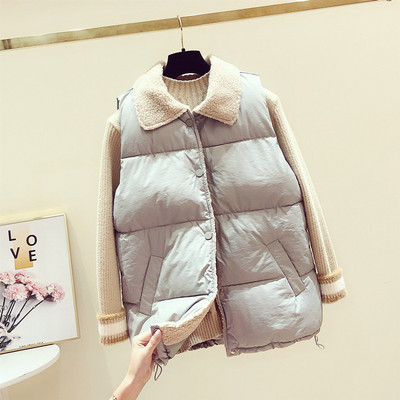 Moodne naiste vest sulevoodri ja kraega