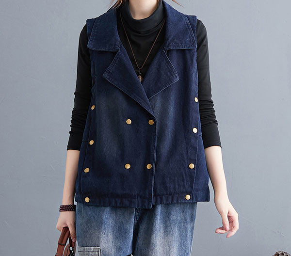 Naiste vesti lai nööpidega mudel