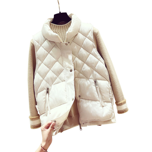 Talveks sobiv vabaaja naiste vest taskutega