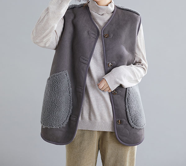 Γυναικείο γιλέκο με τσέπες και κουμπιά