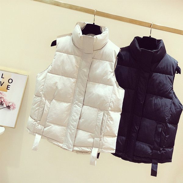 Sportlik vabaaja naiste vest taskutega