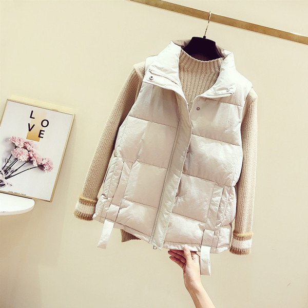 Sportlik vabaaja naiste vest taskutega