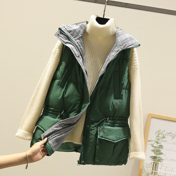 Sportlik vabaaja naiste vest elastse vöökoha ja taskutega