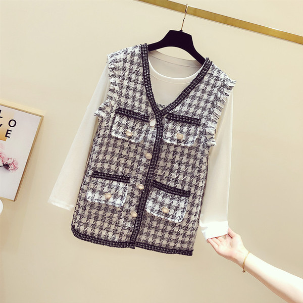 Naiste vabaaja kootud vest spitsikaelusega