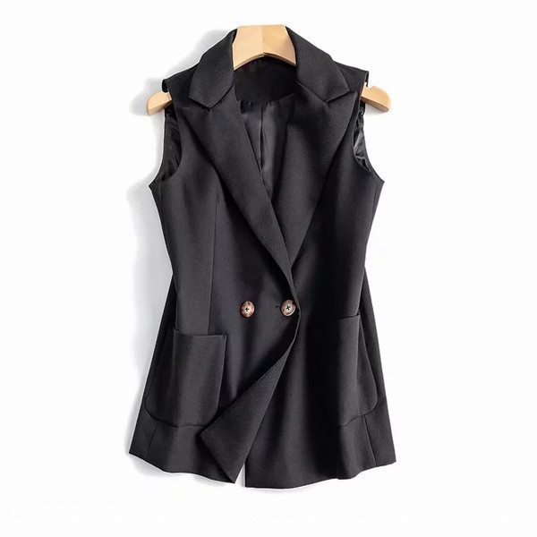 Naiste vest klassikalise krae ja taskuga