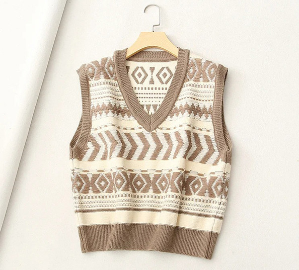 Kootud naiste vest spitsikaelusega