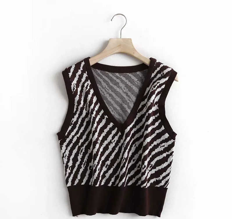 Lühike kootud vest naistele spits-kaelusega