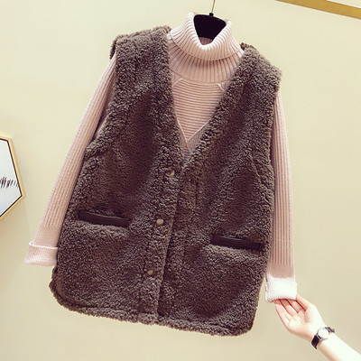 Moteriška pūkinė žieminė liemenė su špico iškirpte