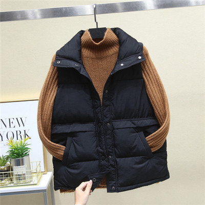 Laia mudeliga naiste vest kõrge krae ja nööpidega