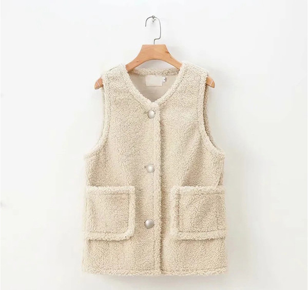 Ravni model ženskog prsluka s gumbima