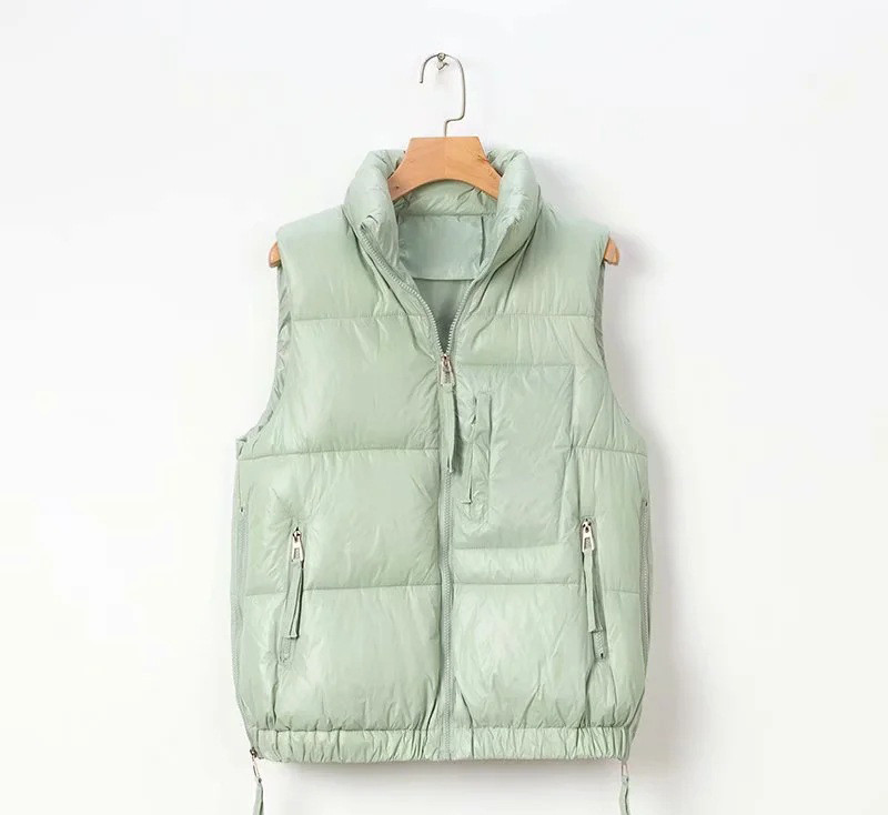 Moteriška liemenė su elastine ir aukšta apykakle