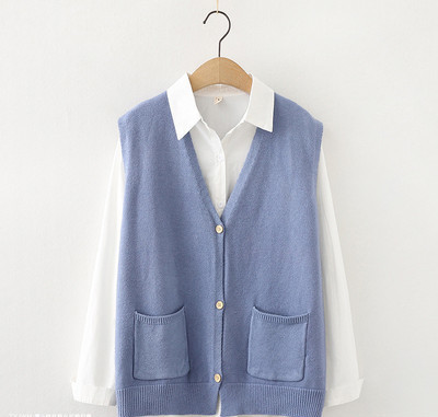 Νέο μοντέλο γυναικείο πλεκτό πουλόβερ με βαθιά λαιμόκοψη και τσέπες