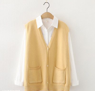 Νέο μοντέλο γυναικείο πλεκτό πουλόβερ με βαθιά λαιμόκοψη και τσέπες