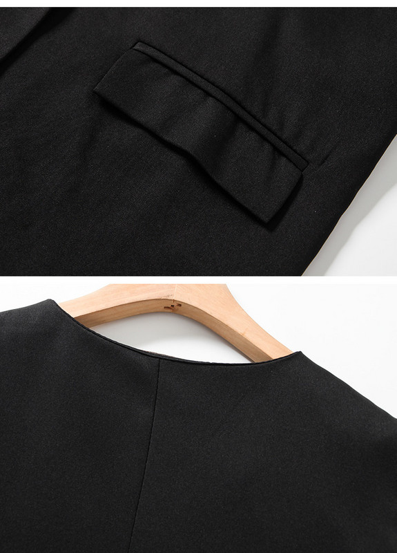 Šiuolaikinė moteriška juoda liemenė su sagute