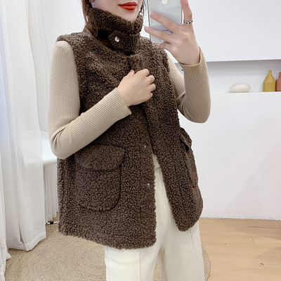 Γυναικείο πουκάμισο με κλασικό κολάρο και τσέπες