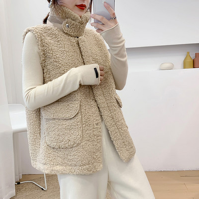 Γυναικείο πουκάμισο με κλασικό κολάρο και τσέπες